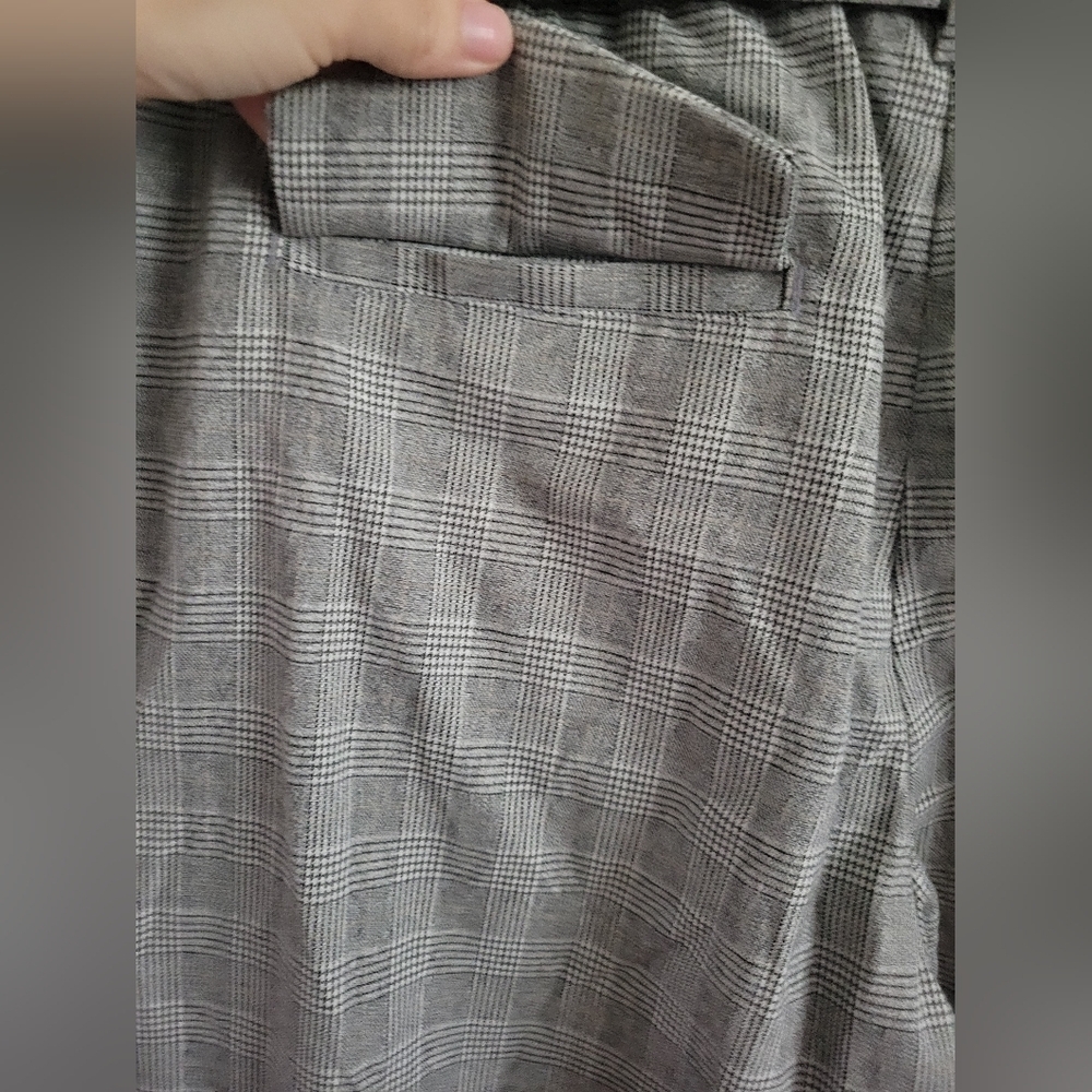 A New Day Women's Gray Plaid Pleated Belted Office Dress Pants Plus Size 18 NWT - Picture 7 of 11